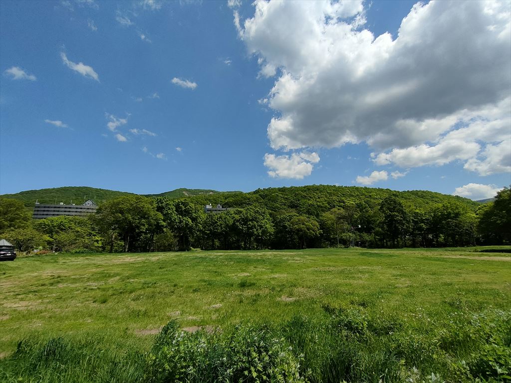 朝里川温泉スキー場近くからの景色